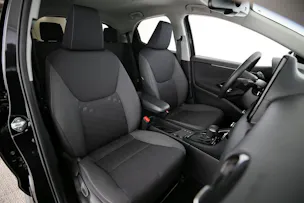 Toyota Yaris 1.5 VVT-i HSD Trend