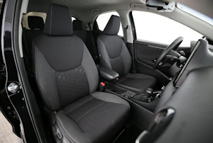 Fahrzeugbild TOYOTA Yaris 1.5 VVT-i HSD Trend