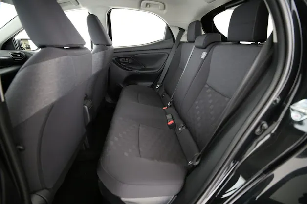 Toyota Yaris 1.5 VVT-i HSD Trend