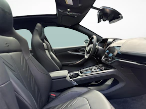 https://vehicle.imgix.net/4491104/657f76a2-e746-4630-b396-86f555224c85.jpg