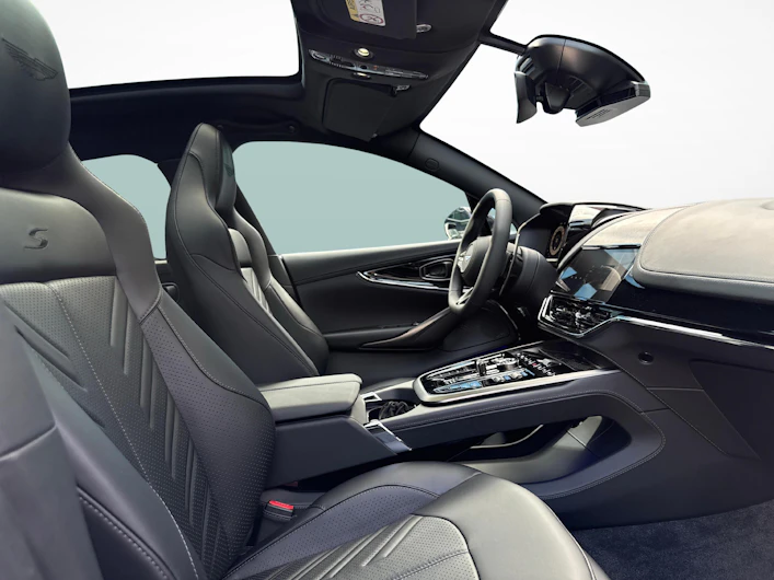immagine del veicolo ASTON MARTIN DBX