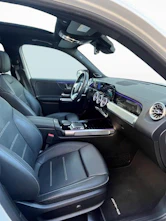 Fahrzeugbild MERCEDES-BENZ GLB 220 d 4MATIC AMG Line