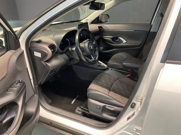 Toyota Yaris Cross 1.5 VVT-i HSD Elegant AWD-i