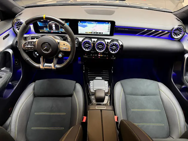 MERCEDES-BENZ CLA-Klasse C118 CLA 45 S AMG 4matic+