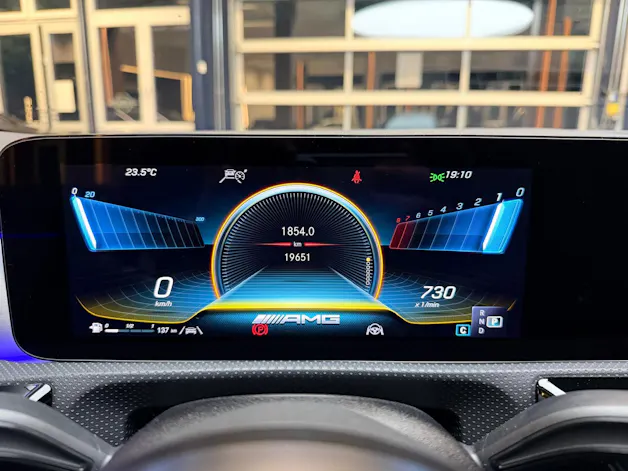 MERCEDES-BENZ CLA-Klasse C118 CLA 45 S AMG 4matic+