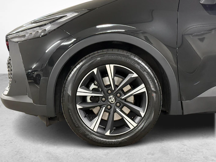 image du véhicule TOYOTA C-HR