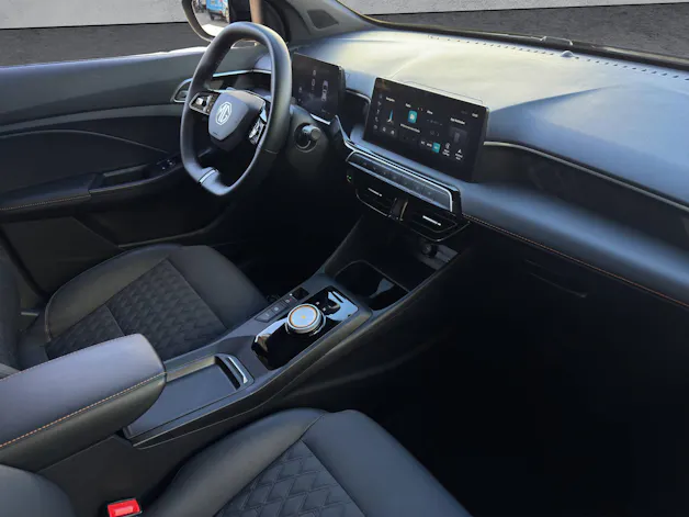 MG 3 1.5 Hybrid Luxury