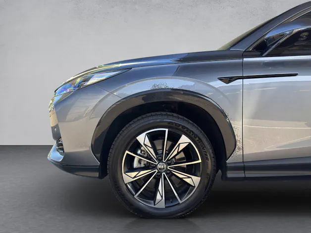 MG HS 1.5 Hybrid Luxury