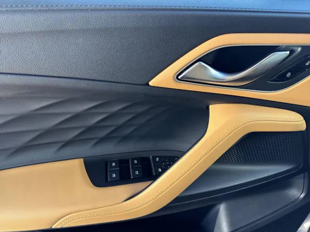 MG HS 1.5 Hybrid Luxury