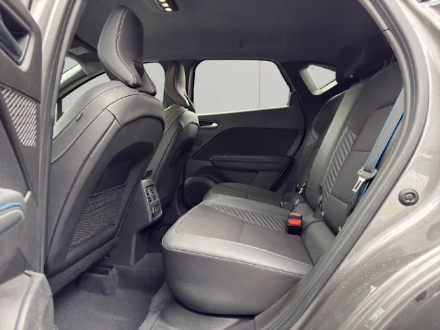 RENAULT Captur 1.3 TCe 160 esprit Alpine EDC