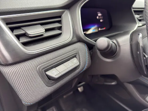 RENAULT Captur 1.3 TCe 160 esprit Alpine EDC