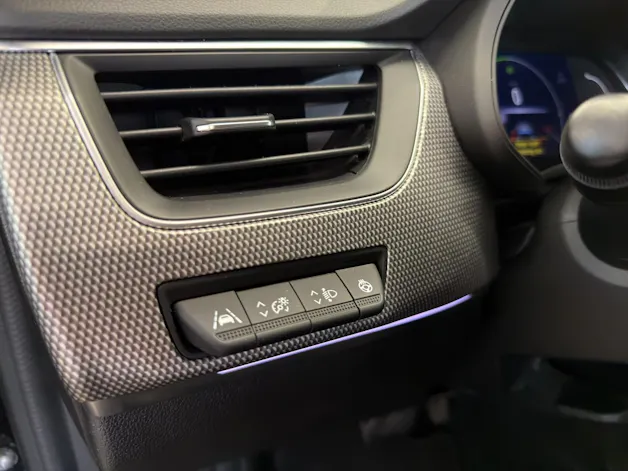 RENAULT Arkana 1.6 E-Tech Intens