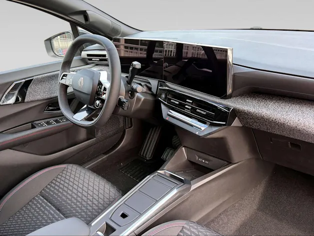 RENAULT Clio 1.8 E-Tech techno