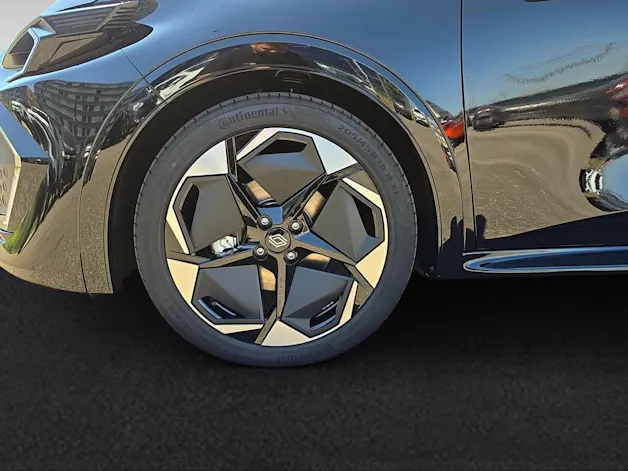RENAULT Clio 1.8 E-Tech techno
