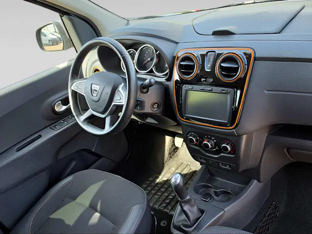 DACIA Lodgy 1.2 TCe Stepw. Unlimit. S/S 5P (Stepway Unlimited)