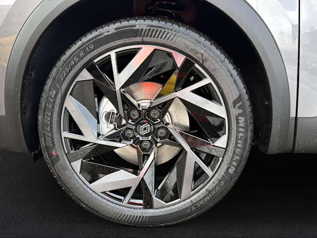 RENAULT Captur 1.8 E-Tech esprit Alpine