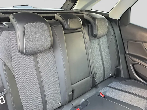PEUGEOT 3008 1.6 BlueHDi Allure