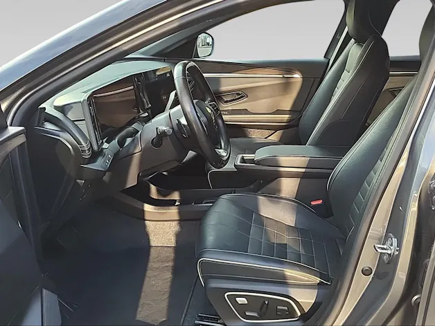 RENAULT Mégane E-Tech iconic