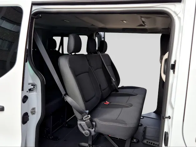 RENAULT Trafic Passenger 2.0 dCi Blue 170 techno