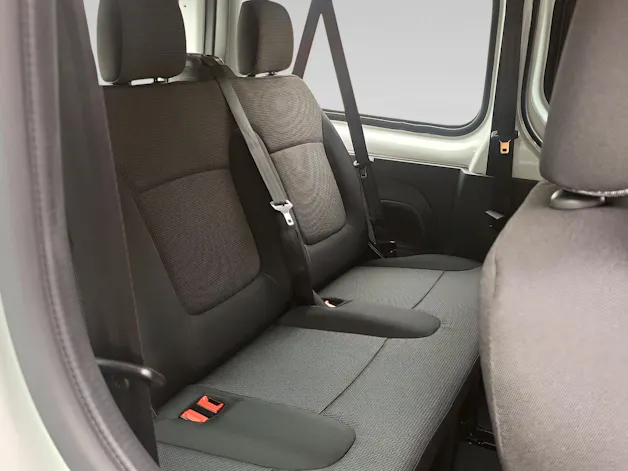 RENAULT Trafic Passenger 2.0 dCi Blue 110 equilibre