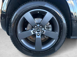 Fahrzeugbild LAND ROVER Defender 110 3.0 D I6 250 SE