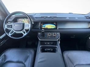 Fahrzeugbild LAND ROVER Defender 110 3.0 D I6 250 SE