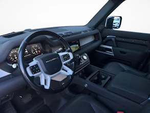 https://vehicle.imgix.net/4491382/372359b7-3ee0-447d-86d9-2d96e412f79e.jpg