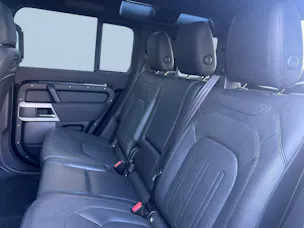 Land Rover Defender 110 3.0 D I6 250 SE