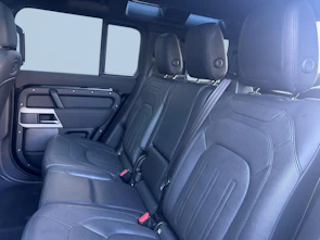 Fahrzeugbild LAND ROVER Defender 110 3.0 D I6 250 SE