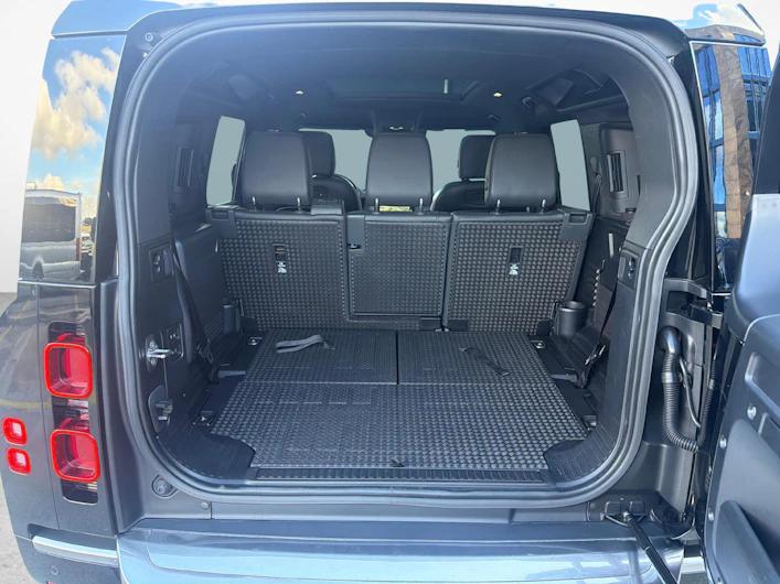 Fahrzeugbild LAND ROVER DEFENDER