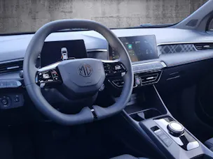 MG 3 1.5 Hybrid Luxury
