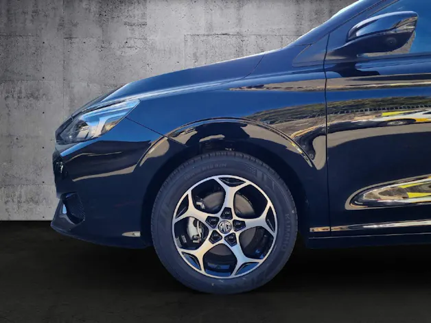 MG 3 1.5 Hybrid Luxury
