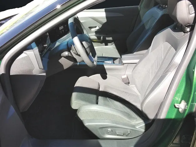 OPEL Astra-e Sports Tourer Ultimate