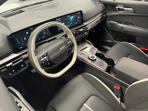 https://vehicle.imgix.net/4491420/1f7a0e1a-0882-4248-b25c-acc68bf9df50.jpg