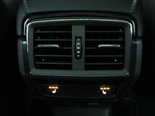 SKODA Karoq 2.0 TDI SportLine DSG 4x4