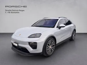 PORSCHE Macan 4