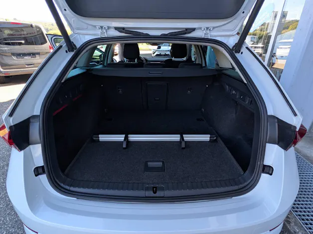 SKODA Octavia Combi 1.5 TSI Style DSG