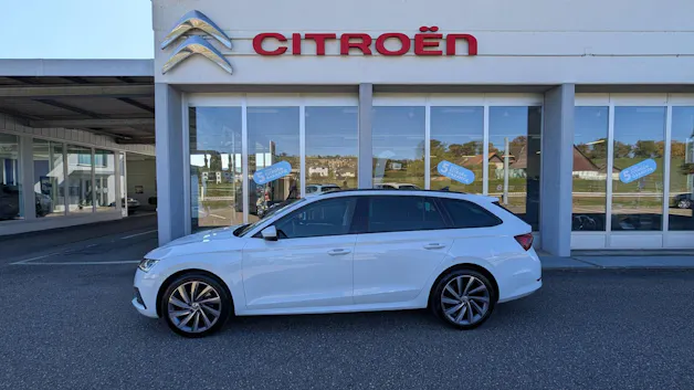 SKODA Octavia Combi 1.5 TSI Style DSG