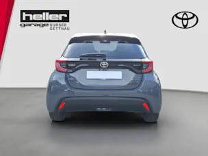Toyota Yaris 1.5 VVT-i HSD Trend
