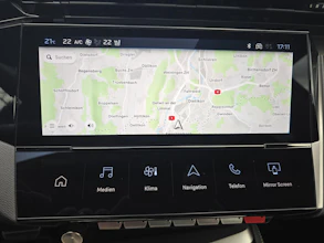 https://vehicle.imgix.net/4491516/1ba01388-e2bd-4a29-9cc3-42b7d3b1fa91.jpg