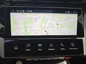 immagine del veicolo PEUGEOT 308 SW 1.2 Hybrid GT