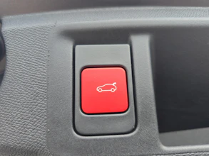 https://vehicle.imgix.net/4491516/957038ae-3144-4c3f-9979-a40b10166ef6.jpg