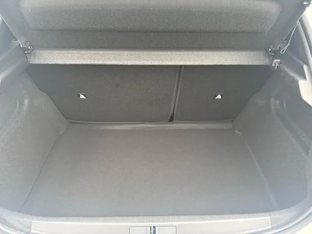 PEUGEOT 208 1.2 Hybrid Style