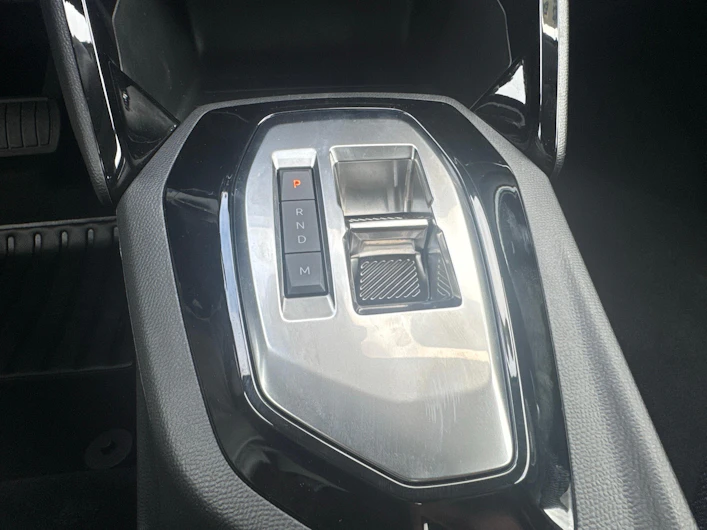 Fahrzeugbild PEUGEOT 208
