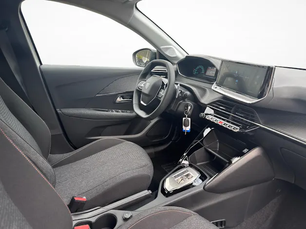PEUGEOT 208 1.2 Hybrid Style