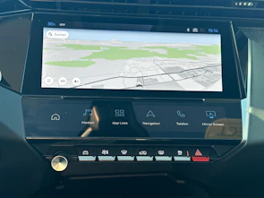 immagine del veicolo PEUGEOT 308 SW 1.2 Hybrid Allure