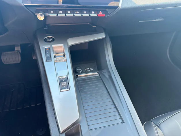PEUGEOT 308 SW 1.2 Hybrid Allure