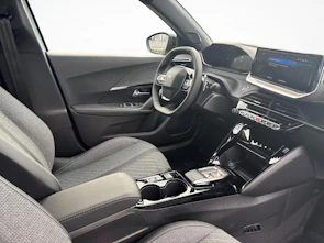 Fahrzeugbild PEUGEOT 2008 1.2 Hybrid 145 Allure Premium