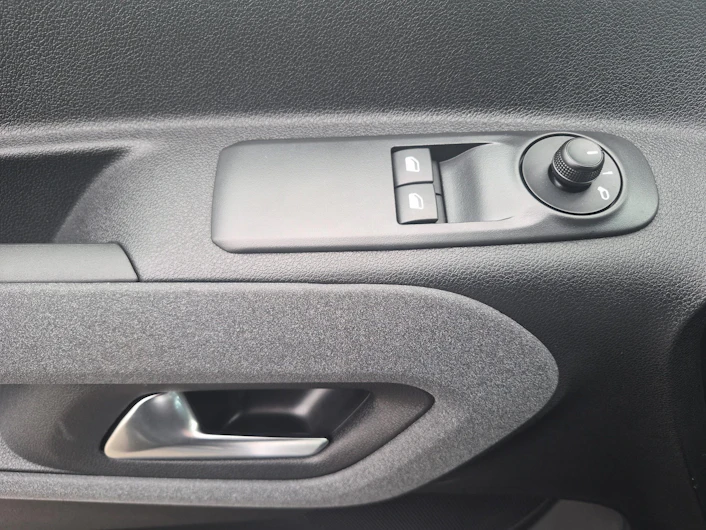 Fahrzeugbild PEUGEOT RIFTER