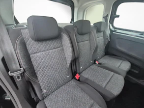 https://vehicle.imgix.net/4491534/f2eb32d0-6432-4f60-8609-06cc6fe1c7ae.jpg